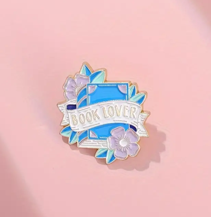 'Book Lover' Pin Badge